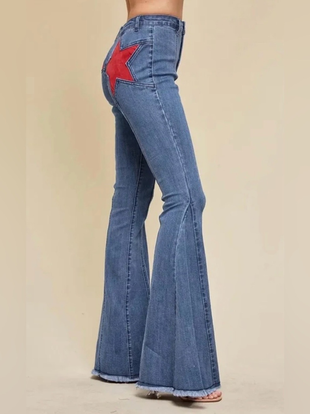 Vintage-Inspired Red Star Patch  Flare Jeans size M